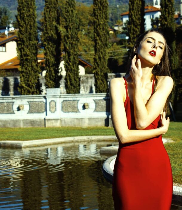 Agenzia Modelle Brescia • ANIA P • WOMEN, Fotomodella Legs / Hand, Fotomodella Over 20