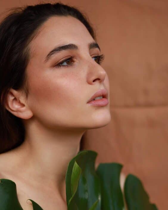 Agenzia Modelle Brescia • CLIZIA S • DEVELOPMENT, Fotomodella Legs / Hand, Fotomodella Over 20