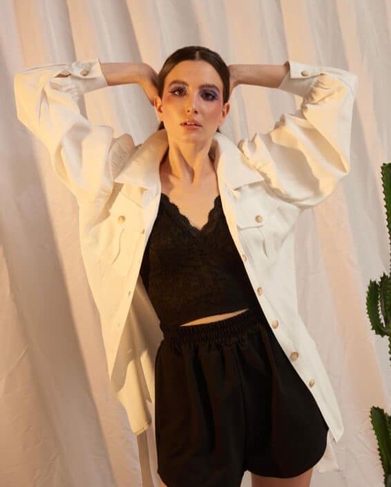 Agenzia Modelle Brescia • CLIZIA S • DEVELOPMENT, Fotomodella Legs / Hand, Fotomodella Over 20