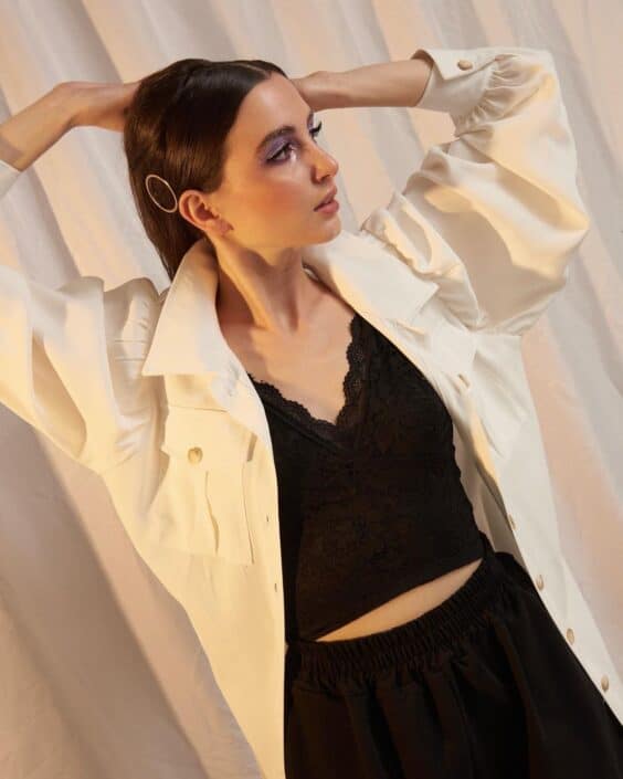 Agenzia Modelle Brescia • CLIZIA S • DEVELOPMENT, Fotomodella Legs / Hand, Fotomodella Over 20