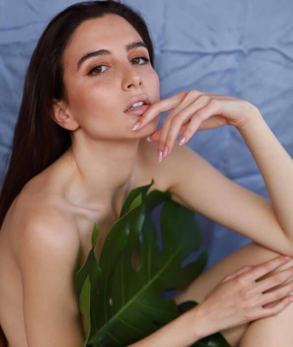 Agenzia Modelle Brescia • CLIZIA S • DEVELOPMENT, Fotomodella Legs / Hand, Fotomodella Over 20