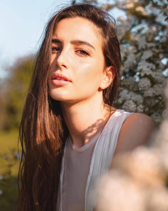 Agenzia Modelle Brescia • CLIZIA S • DEVELOPMENT, Fotomodella Legs / Hand, Fotomodella Over 20