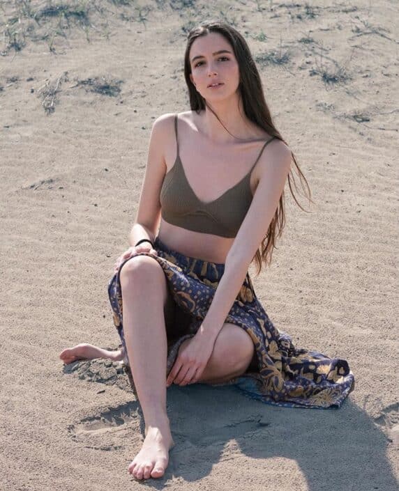 Agenzia Modelle Brescia • CLIZIA S • DEVELOPMENT, Fotomodella Legs / Hand, Fotomodella Over 20