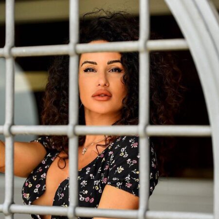 Agenzia Modelle Brescia &bull; Vanessa Cinelli &bull; Fotomodella Influencer