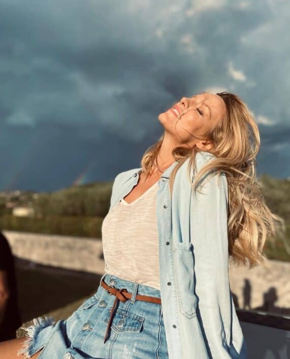 Agenzia Modelle Brescia • ALESSANDRA T • Fotomodella Influencer, WOMEN, Fotomodella Di Colore, Fotomodella Over 30