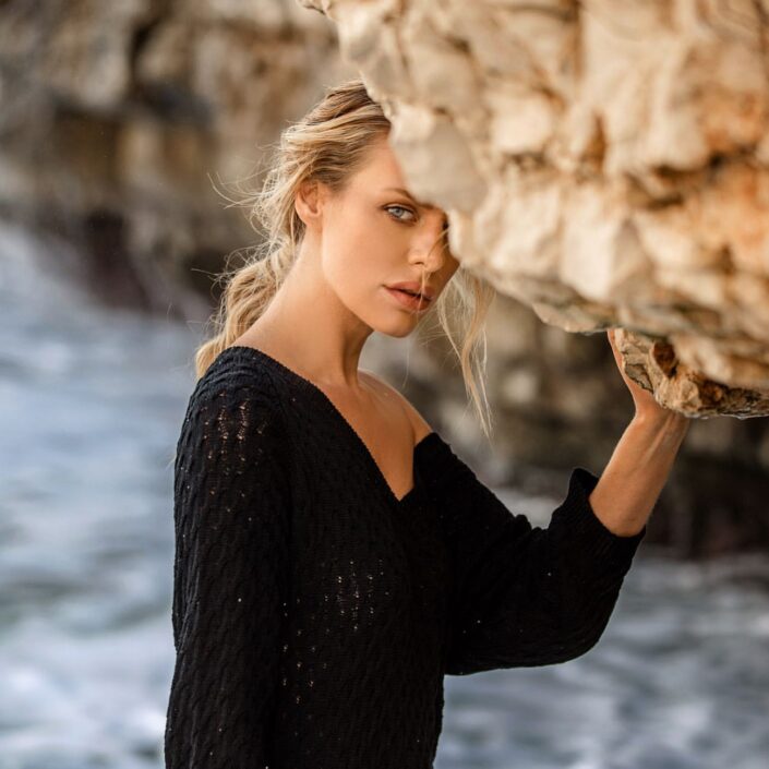 Agenzia Modelle Brescia • ALESSANDRA T • Fotomodella Influencer, WOMEN, Fotomodella Di Colore, Fotomodella Over 30