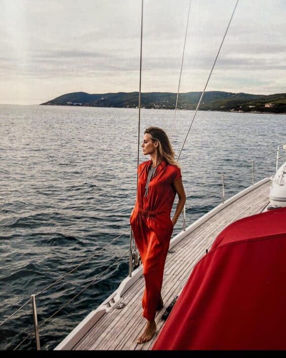 Agenzia Modelle Brescia • ALESSANDRA T • Fotomodella Influencer, WOMEN, Fotomodella Di Colore, Fotomodella Over 30