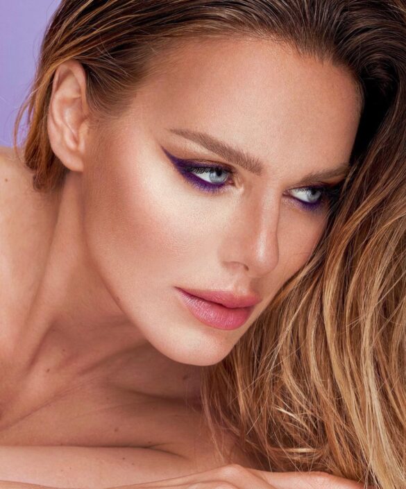 Agenzia Modelle Brescia • ALESSANDRA T • Fotomodella Influencer, WOMEN, Fotomodella Di Colore, Fotomodella Over 30