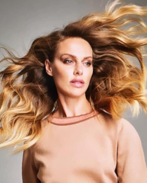 Agenzia Modelle Brescia • ALESSANDRA T • Fotomodella Influencer, WOMEN, Fotomodella Di Colore, Fotomodella Over 30