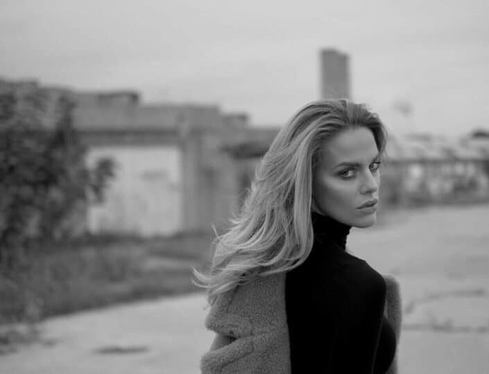 Agenzia Modelle Brescia • ALESSANDRA T • Fotomodella Influencer, WOMEN, Fotomodella Di Colore, Fotomodella Over 30