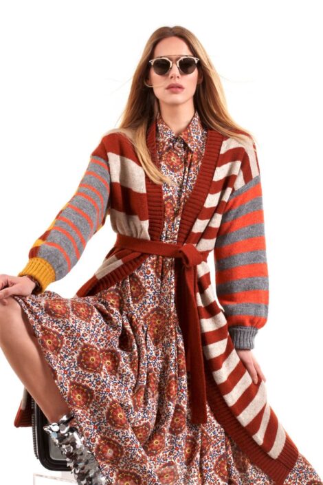 Agenzia Modelle Brescia • ALESSANDRA T • Fotomodella Influencer, WOMEN, Fotomodella Di Colore, Fotomodella Over 30