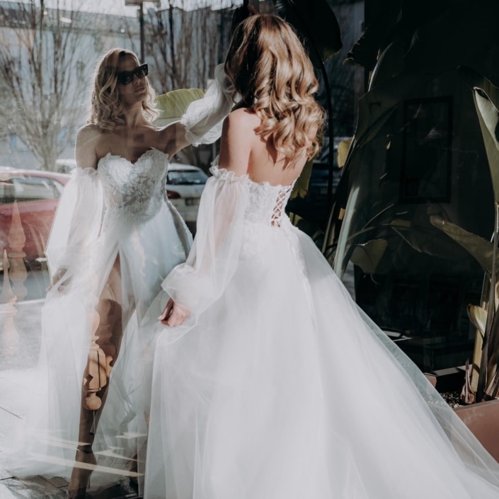 Agenzia Modelle Brescia • ALESSANDRA T • Fotomodella Influencer, WOMEN, Fotomodella Di Colore, Fotomodella Over 30