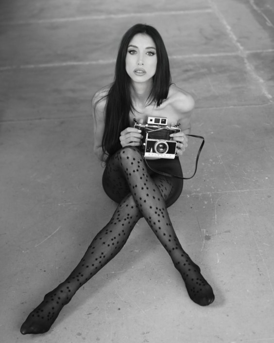Agenzia Modelle Brescia &bull; ALEXANDRA O &bull; WOMEN, Fotomodella Legs / Hand, Fotomodella Over 30