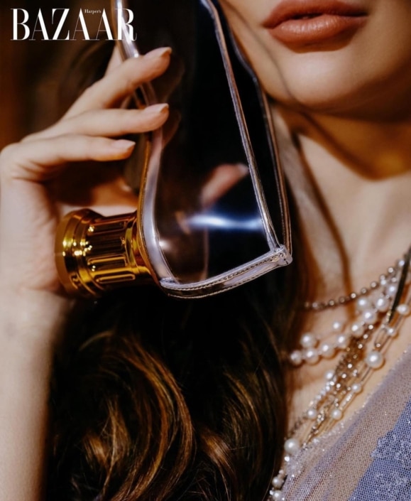 Agenzia Modelle Brescia • ALEXANE D • Fotomodella Influencer, WOMEN, Fotomodella Over 20, PIEDE/SHOES 37