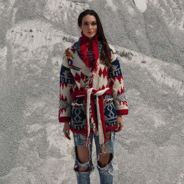 Agenzia Modelle Brescia • ALEXANE D • Fotomodella Influencer, WOMEN, Fotomodella Over 20, PIEDE/SHOES 37