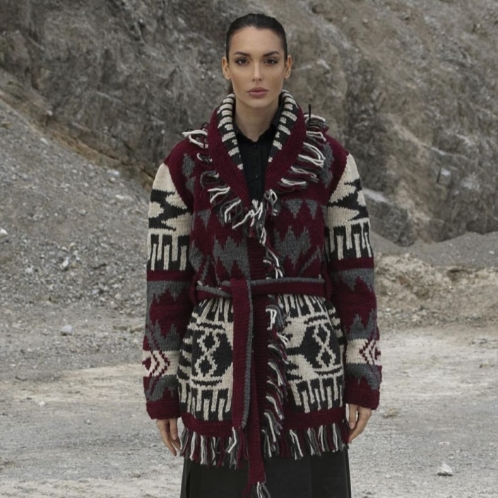 Agenzia Modelle Brescia • ALEXANE D • Fotomodella Influencer, WOMEN, Fotomodella Over 20, PIEDE/SHOES 37