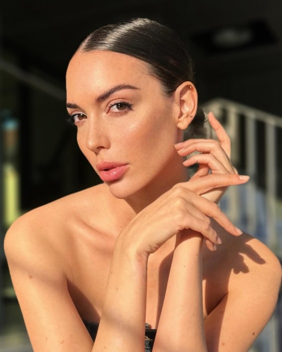 Agenzia Modelle Brescia • ALEXANE D • Fotomodella Influencer, WOMEN, Fotomodella Over 20, PIEDE/SHOES 37