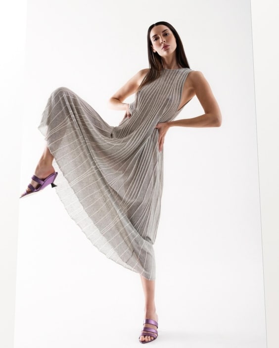 Agenzia Modelle Brescia • ALEXANE D • Fotomodella Influencer, WOMEN, Fotomodella Over 20, PIEDE/SHOES 37