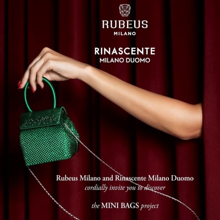 Agenzia Modelle Brescia • ALEXANE D • Fotomodella Influencer, WOMEN, Fotomodella Over 20, PIEDE/SHOES 37