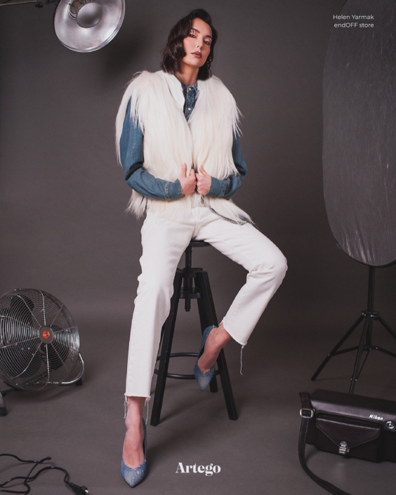 Agenzia Modelle Brescia • ALEXANE D • Fotomodella Influencer, WOMEN, Fotomodella Over 20, PIEDE/SHOES 37