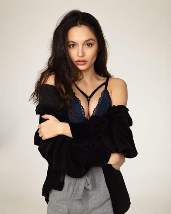 Agenzia Modelle Brescia • ANASTASIYA D • NEW FACES, Fotomodella Over 20, Fotomodello Under 18, Fotomodella