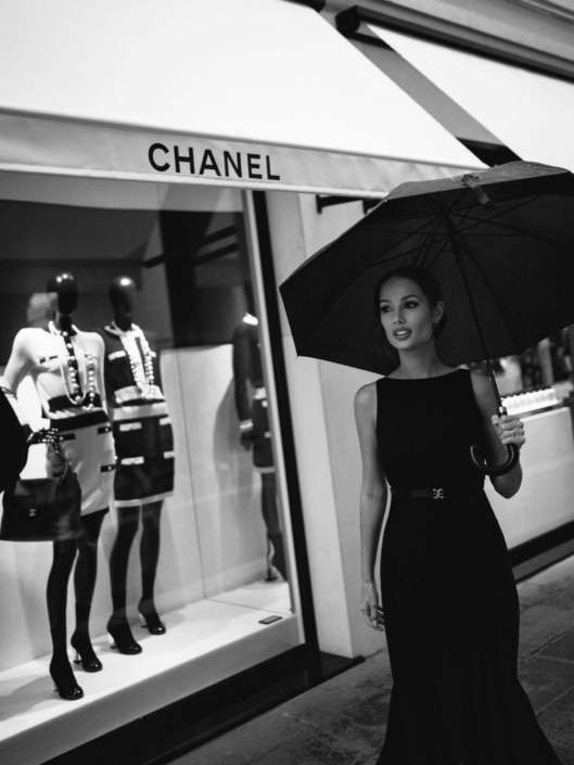 Agenzia Modelle Brescia &bull; ARINA B &bull; Fotomodella Influencer, WOMEN, Fotomodella Over 20, PIEDE/SHOES 37