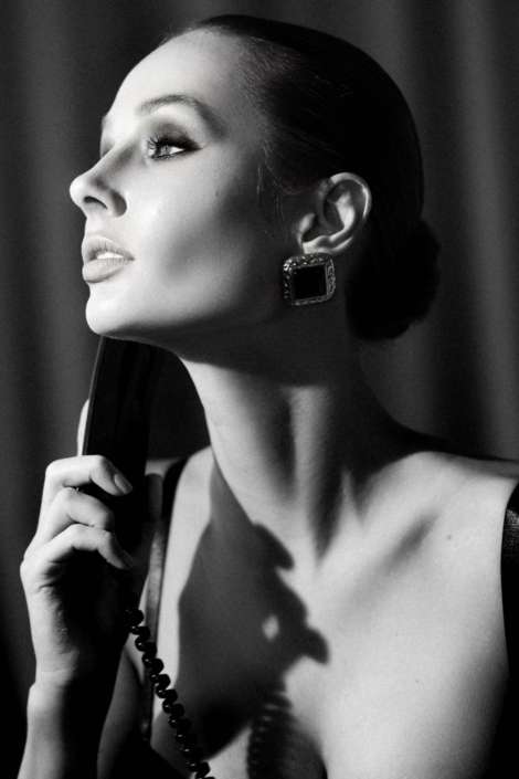 Agenzia Modelle Brescia &bull; ARINA B &bull; Fotomodella Influencer, WOMEN, Fotomodella Over 20, PIEDE/SHOES 37