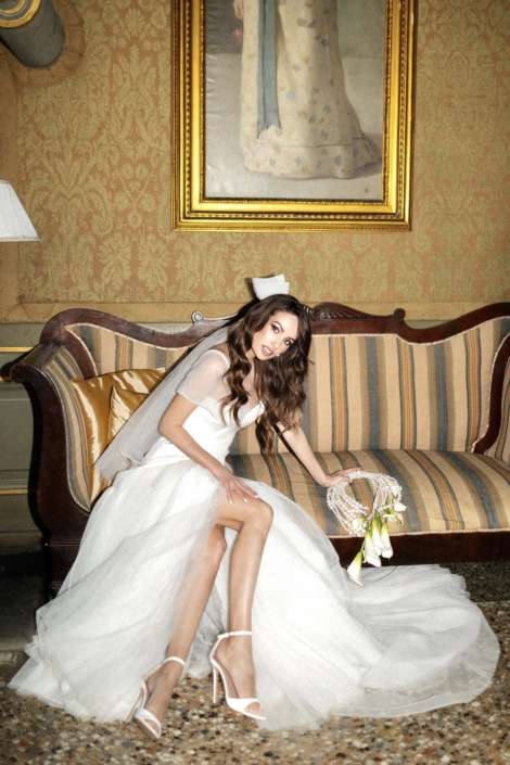 Agenzia Modelle Brescia &bull; ARINA B &bull; Fotomodella Influencer, WOMEN, Fotomodella Over 20, PIEDE/SHOES 37