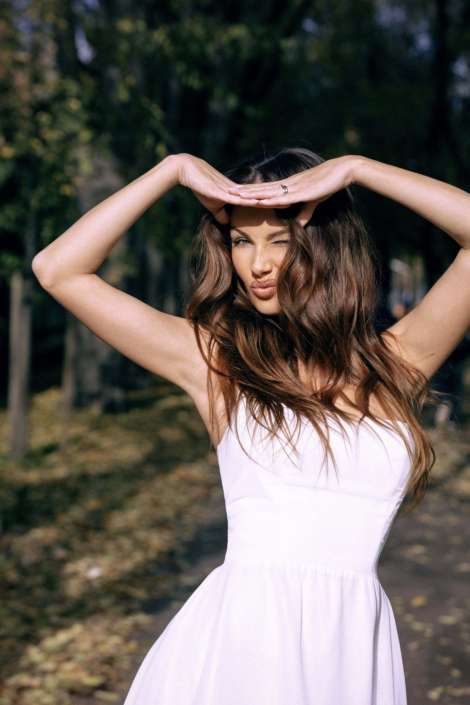 Agenzia Modelle Brescia &bull; ARINA B &bull; Fotomodella Influencer, WOMEN, Fotomodella Over 20, PIEDE/SHOES 37