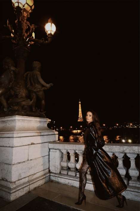 Agenzia Modelle Brescia &bull; ARINA B &bull; Fotomodella Influencer, WOMEN, Fotomodella Over 20, PIEDE/SHOES 37