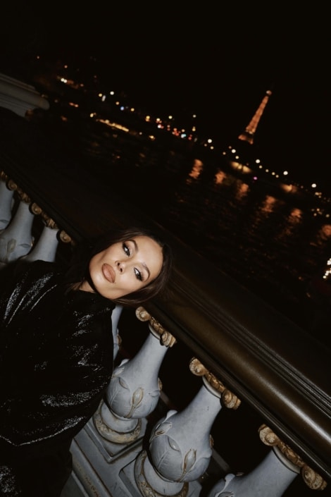 Agenzia Modelle Brescia &bull; ARINA B &bull; Fotomodella Influencer, WOMEN, Fotomodella Over 20, PIEDE/SHOES 37