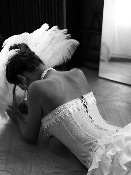 Agenzia Modelle Brescia • ARINA B • Fotomodella Influencer, WOMEN, Fotomodella Over 20, PIEDE/SHOES 37