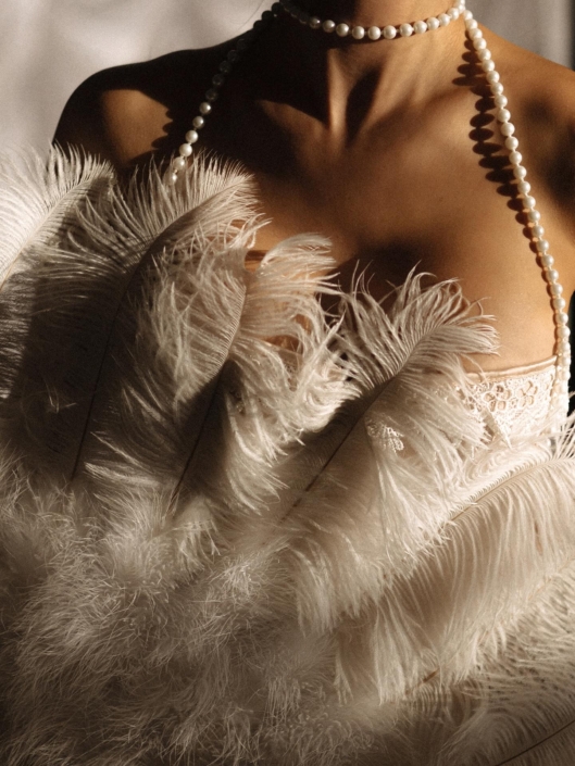 Agenzia Modelle Brescia • ARINA B • Fotomodella Influencer, WOMEN, Fotomodella Over 20, PIEDE/SHOES 37