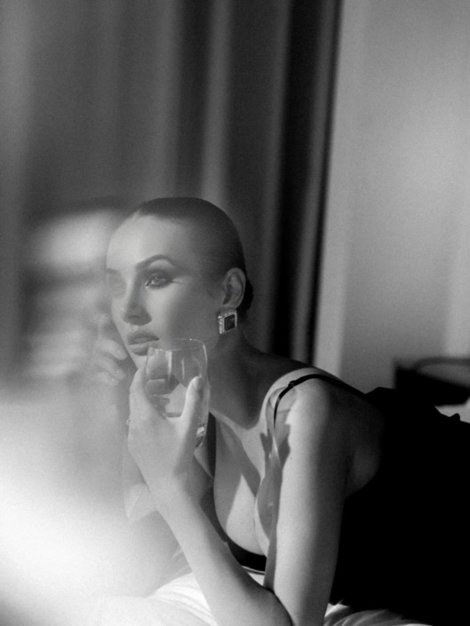 Agenzia Modelle Brescia • ARINA B • Fotomodella Influencer, WOMEN, Fotomodella Over 20, PIEDE/SHOES 37