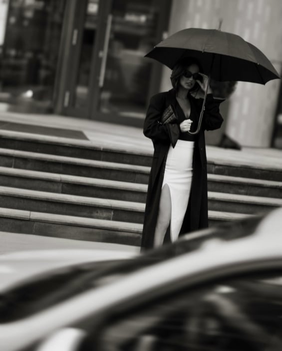 Agenzia Modelle Brescia • ARINA B • Fotomodella Influencer, WOMEN, Fotomodella Over 20, PIEDE/SHOES 37