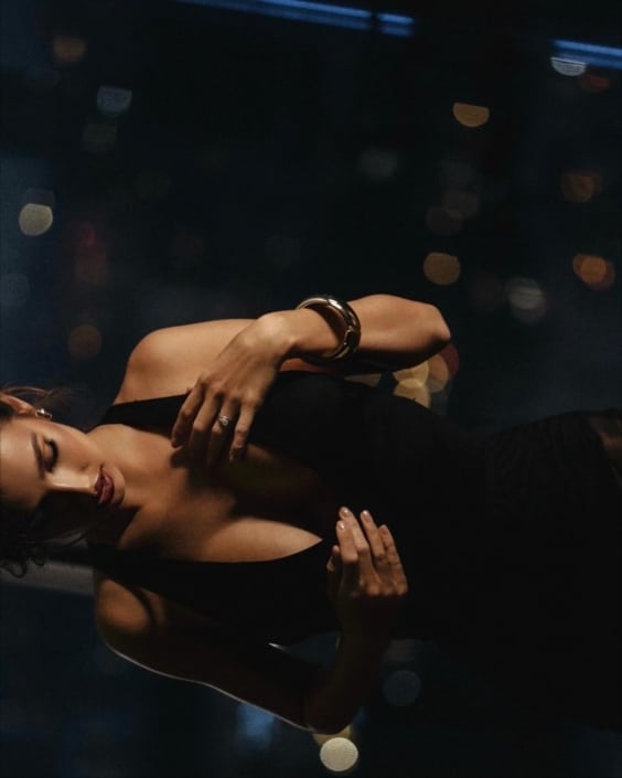 Agenzia Modelle Brescia • ARINA B • Fotomodella Influencer, WOMEN, Fotomodella Over 20, PIEDE/SHOES 37