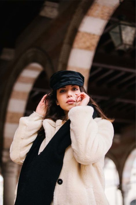 Agenzia Modelle Brescia • BEATRICE F • NEW FACES, Fotomodella Over 20, Fotomodello Under 18, Fotomodella, PIEDE/SHOES 37