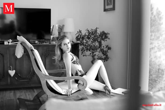 Agenzia Modelle Brescia • BENIADA N • Fotomodella Influencer, WOMEN, Fotomodella Legs / Hand, Fotomodella Over 30, Fotomodella Over 20
