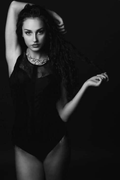 Agenzia Modelle Brescia • MARTINA SA • NEW FACES, Fotomodella Over 20, Fotomodello Under 18, Fotomodella