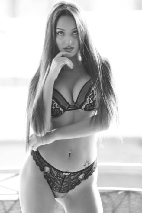 Agenzia Modelle Brescia • MARTINA SA • NEW FACES, Fotomodella Over 20, Fotomodello Under 18, Fotomodella