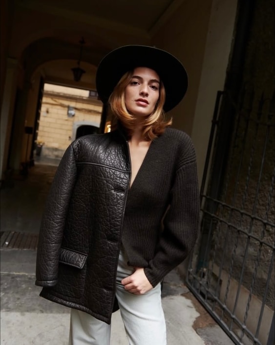 Agenzia Modelle Brescia • CAMILLA BA • Fotomodella Influencer, WOMEN, Fotomodella Over 20