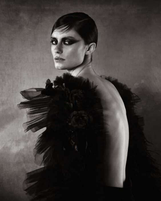 Agenzia Modelle Brescia • CHIARA BU • WOMEN, Fotomodella Legs / Hand, Fotomodella Over 20, PIEDE/SHOES 37