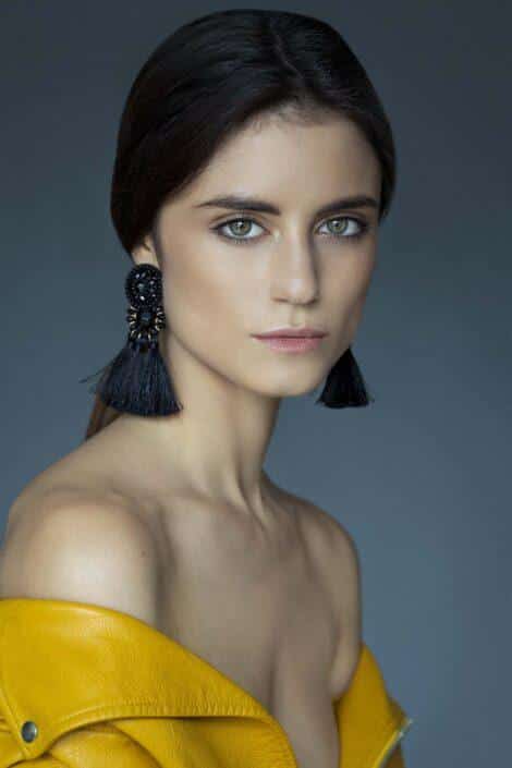 Agenzia Modelle Brescia • CHIARA BU • WOMEN, Fotomodella Legs / Hand, Fotomodella Over 20, PIEDE/SHOES 37