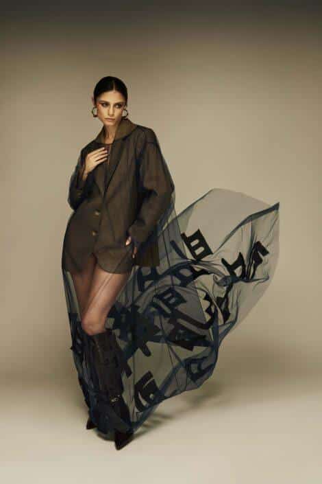 Agenzia Modelle Brescia • CHIARA BU • WOMEN, Fotomodella Legs / Hand, Fotomodella Over 20, PIEDE/SHOES 37