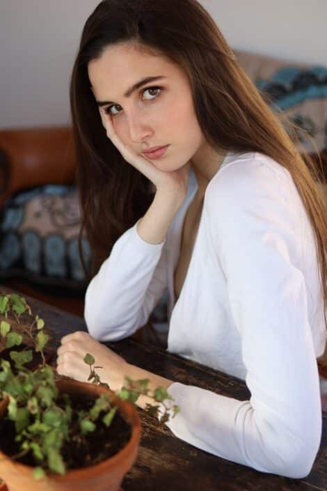 Agenzia Modelle Brescia • CLIZIA S • DEVELOPMENT, Fotomodella Legs / Hand, Fotomodella Over 20