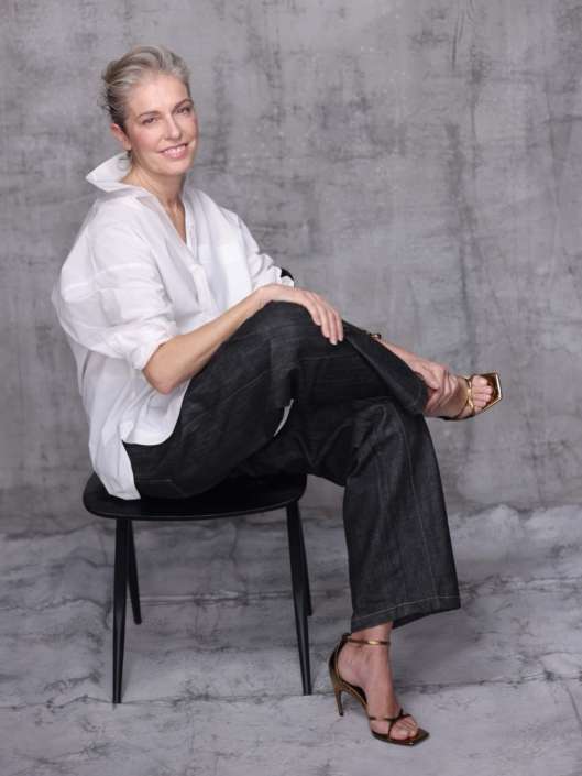 Agenzia Modelle Brescia &bull; CLOTILDE B &bull; SILVER, Fotomodella Over 40, Fotomodella Over 50, Fotomodella Over 60, Fotomodella Over 70