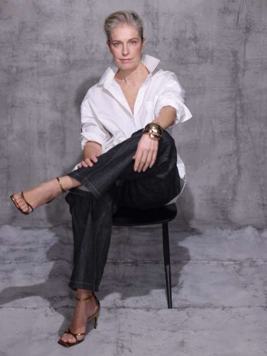 Agenzia Modelle Brescia &bull; CLOTILDE B &bull; SILVER, Fotomodella Over 40, Fotomodella Over 50, Fotomodella Over 60, Fotomodella Over 70