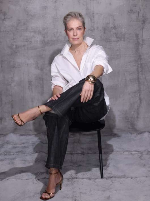 Agenzia Modelle Brescia &bull; CLOTILDE B &bull; SILVER, Fotomodella Over 40, Fotomodella Over 50, Fotomodella Over 60, Fotomodella Over 70