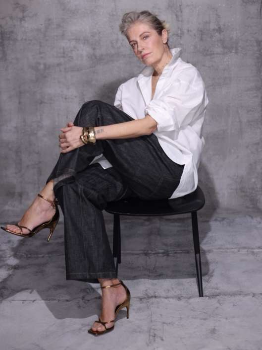 Agenzia Modelle Brescia &bull; CLOTILDE B &bull; SILVER, Fotomodella Over 40, Fotomodella Over 50, Fotomodella Over 60, Fotomodella Over 70