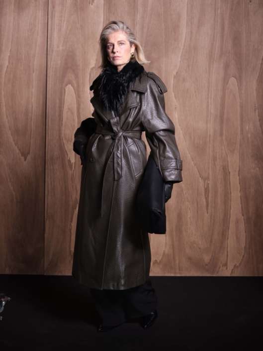 Agenzia Modelle Brescia &bull; CLOTILDE B &bull; SILVER, Fotomodella Over 40, Fotomodella Over 50, Fotomodella Over 60, Fotomodella Over 70